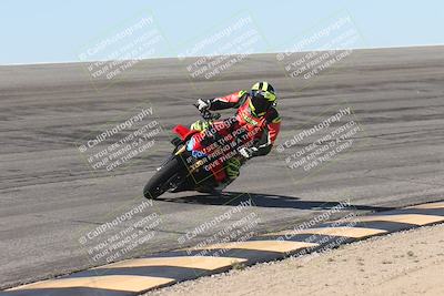 media/Oct-13-2025-Moto Forza (Mon) [[a66d839500]]/3-B Group/Session 2 (Bowl)/